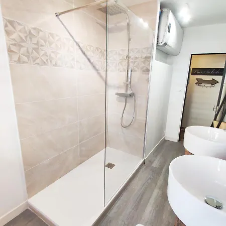 L'industriel 56 - 2 Chambres - Wifi - Netflix Apartment
